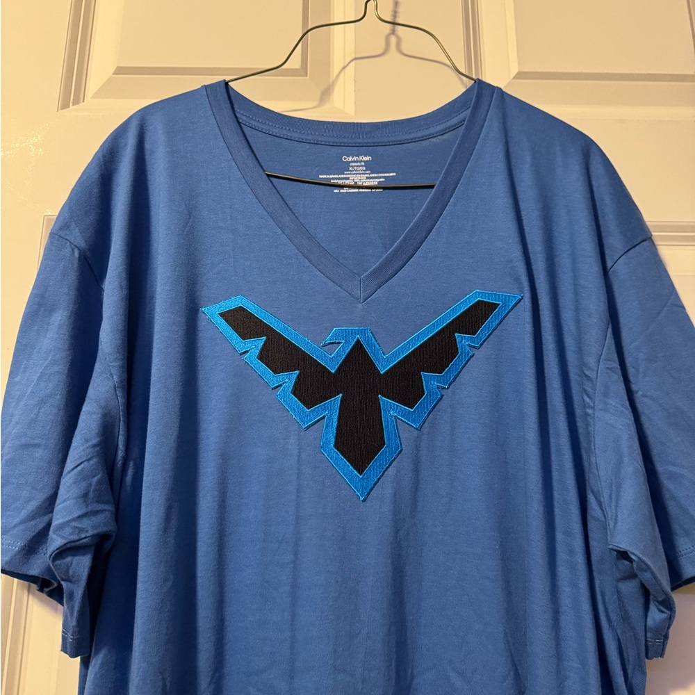 Nightwing Custom Calvin Klein V-Neck Size XL - Picture 6 of 9